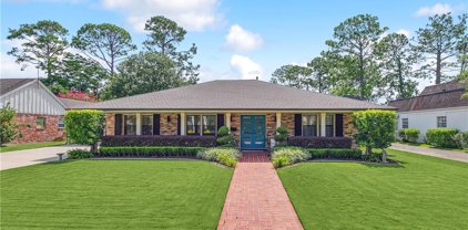 15 Imperial Woods  Drive, Harahan