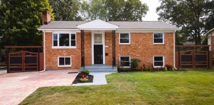 9905 Loudoun Ave, Manassas