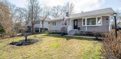 993 Mount Holly Dr, Annapolis