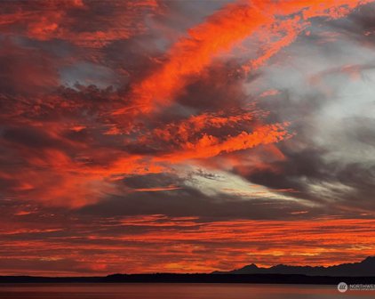 12132 Possession Lane, Edmonds
