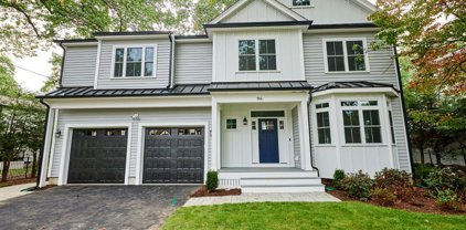 96 Winchester Rd, Arlington