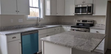 5 Hill  Street Unit b, Smithfield