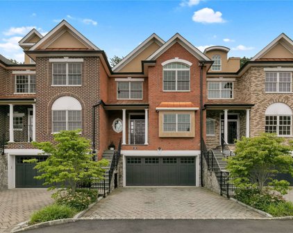 23 The Preserve Unit #23, Woodbury