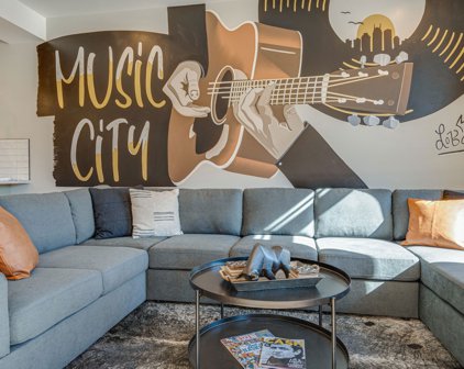 1144A N 39th Ave, Nashville