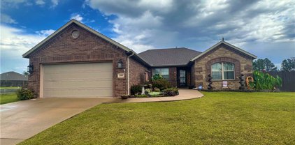 698 White Oak  Street, Gentry