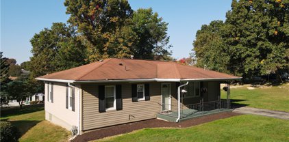 117 Dearborn Rd, Unity  Twp
