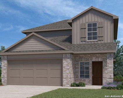 181 Legendary Trail Loop, Floresville