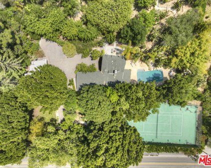 2750  Benedict Canyon Dr, Beverly Hills