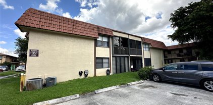 6555 W 26th Dr Unit #23-35, Hialeah