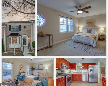 8086 Sky Blue Dr, Alexandria