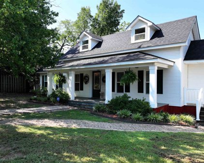 317 N 3RD Street, Glenwood