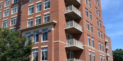 4490 Market Commons Dr Unit #612, Fairfax