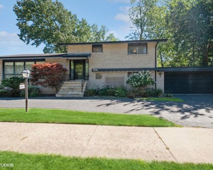 8955 Crawford Avenue, Skokie