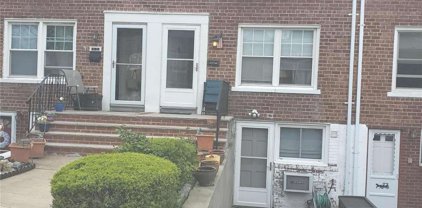 86-20 256th Street, Floral Park