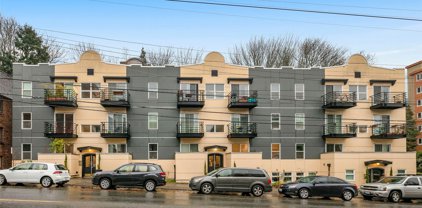 1306 Queen Anne Avenue N Unit #7, Seattle