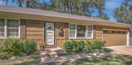 10410 Maple Drive, Overland Park