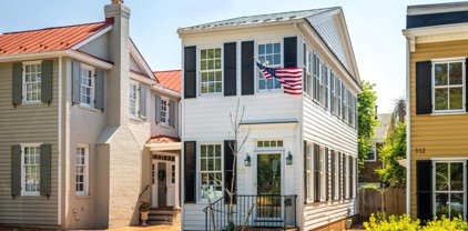 510 S Pitt St, Alexandria