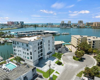 211 Dolphin Point Unit 303, Clearwater