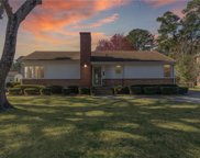 5905 Oetjen Boulevard, East Norfolk image