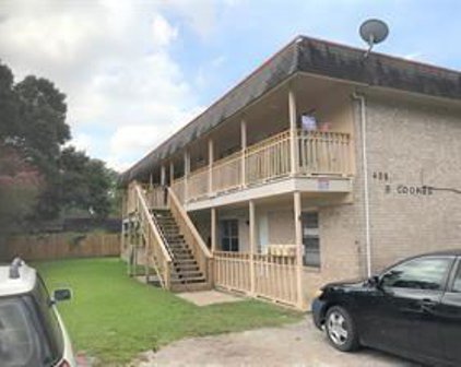 408 E Coombs Street, Alvin