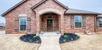 728 Tall Grass Drive, Yukon