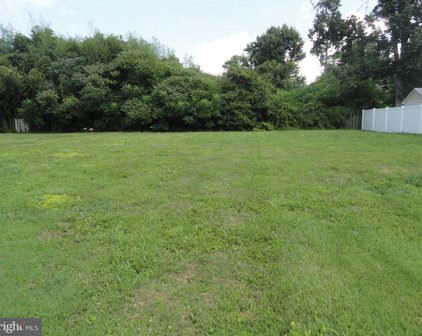 406 Bay City Rd, Stevensville