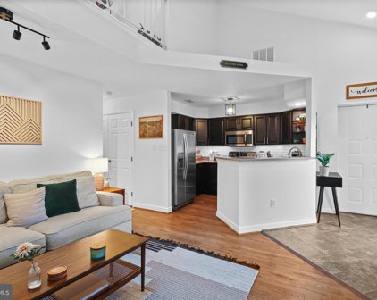 7858 Mayfair Cir Unit #B, Ellicott City