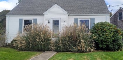 32 KING Road, Middletown