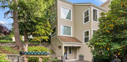 4152 Providence Point Dr  SE Unit #207, Issaquah