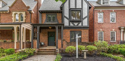 3326 W Franklin Street, Richmond