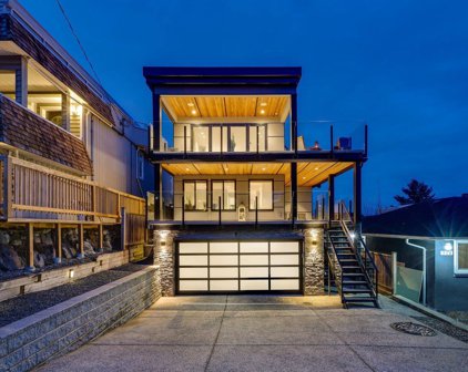 976 Kent Street, White Rock