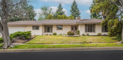 10111  Laramie Ave, Chatsworth