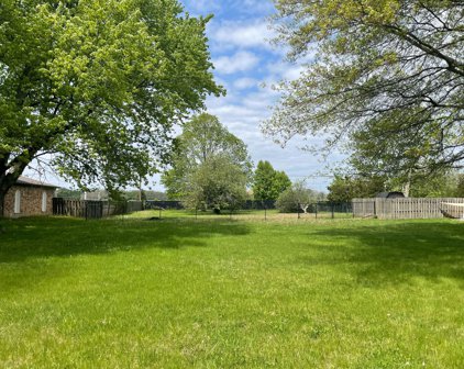 5672 Broyles Road, Avon