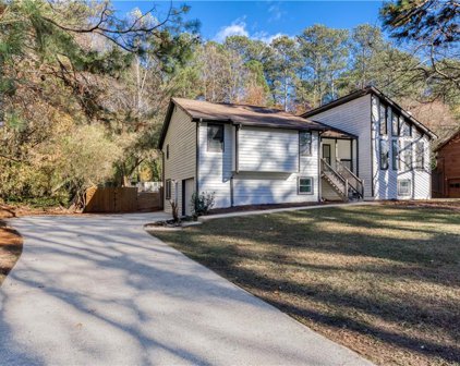 2002 Elmpark Lane, Snellville