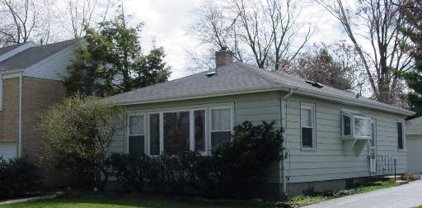 1615 W Oakton Street, Arlington Heights