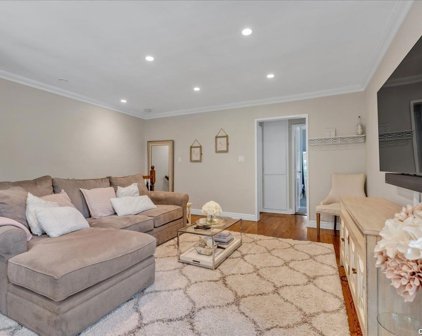 229-02 Kingsbury Avenue Unit #B, Bayside