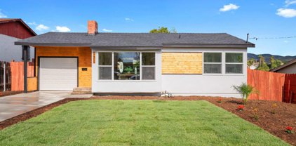 931 Kempton St, Spring Valley