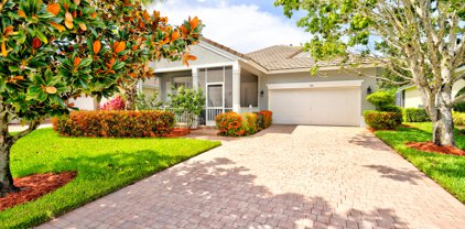 194 NW Willow Grove Avenue, Port Saint Lucie