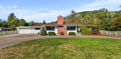 36 Airport Road, Raymond