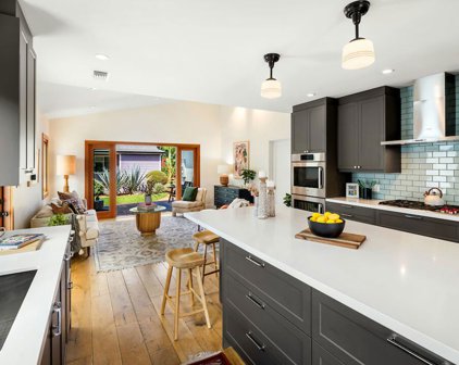 2103 Laverna Avenue, Los Angeles