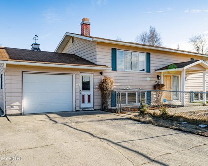 236 W Marydale Avenue, Soldotna