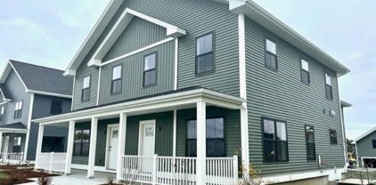 52 Farm Way, South Burlington