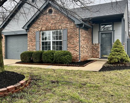 7136 Woodgate Drive, Fishers
