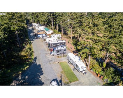 42365 DENA LN, Port Orford