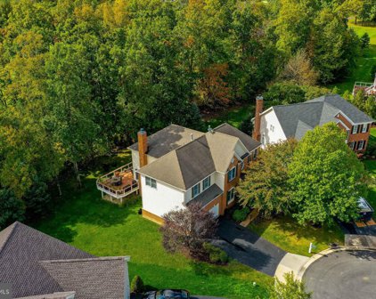 19721 Far Hills Ct, Ashburn