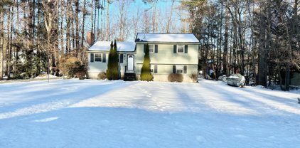 11 Collins Avenue, Merrimack