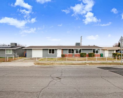 841 W Avenue H8, Lancaster