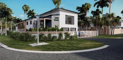 1351 S Venetian Way, Miami
