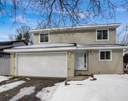 1435 Knoll Drive, Shoreview image