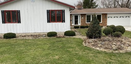 421 Church Court, Bartlett